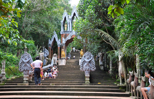 Siem Reap Temple Trekking Tour
